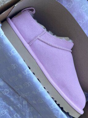 UGG Classic Micro Pink Diamond Boots Women’s Size 7 NEW